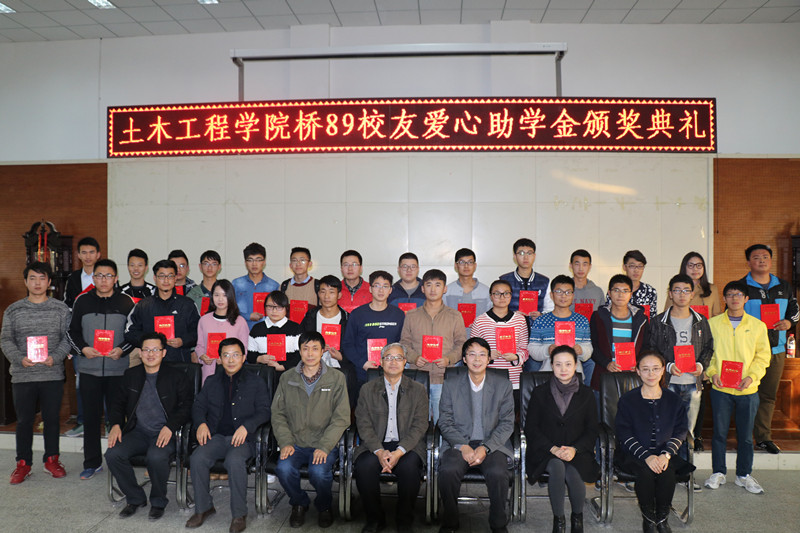 IMG_2004.JPG IMG_2004.JPG